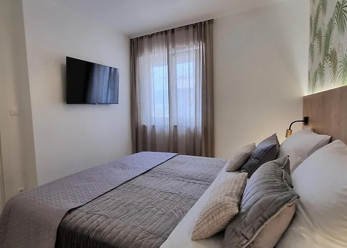 Family-friendly With Swimming Pool Silo, Krk - 21242 Lejlighed