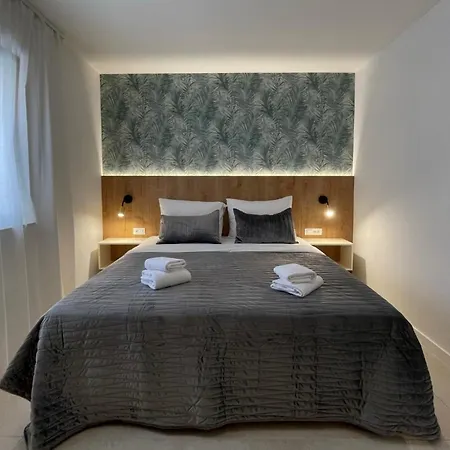 Appartement Family-friendly With Swimming Pool Silo, Krk - 21242