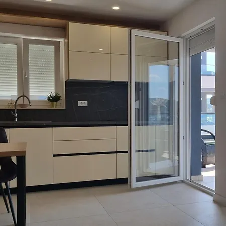 Appartement Family-friendly With Swimming Pool Silo, Krk - 21242 *