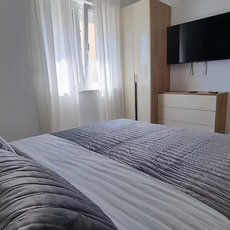 شقة Family-friendly With Swimming Pool Silo, Krk - 21242 *