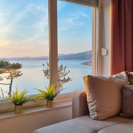 شقة Family-friendly With Swimming Pool Silo, Krk - 21242 سيلو