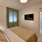Family-friendly With Swimming Pool Silo, Krk - 21242 * שילו