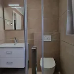 Family-friendly With Swimming Pool Silo, Krk - 21242 דירה שילו