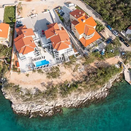 Seaside With A Swimming Pool Silo, Krk - 21242 Šilo