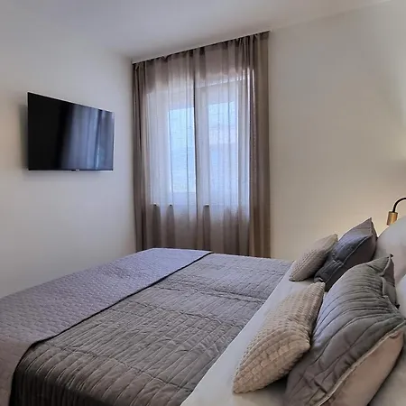Family-friendly With Swimming Pool Silo, Krk - 21242 דירה