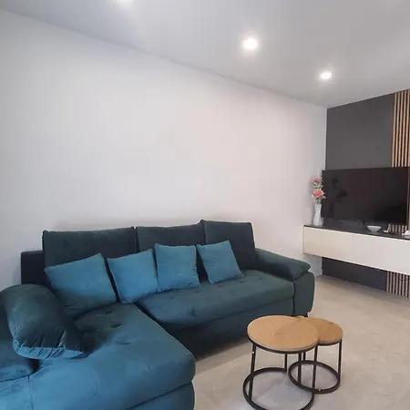 아파트 Family-friendly With Swimming Pool Silo, Krk - 21242